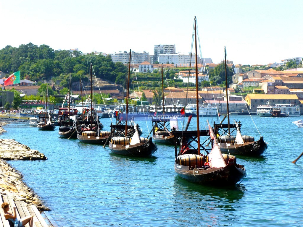 Land plot for high construction